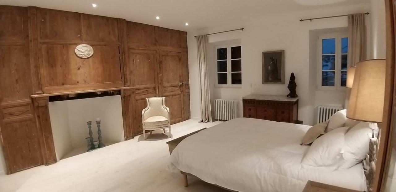 La Cure Grande Maison De Charme De 2 A 14 Personnes Saint-Urcize المظهر الخارجي الصورة