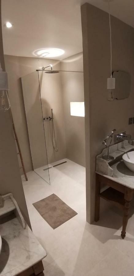La Cure Grande Maison De Charme De 2 A 14 Personnes Saint-Urcize المظهر الخارجي الصورة